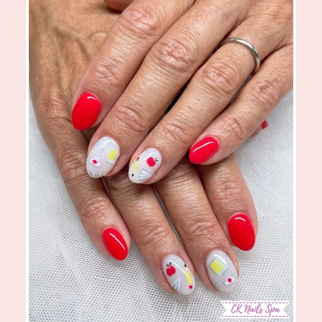 Nail Aug 19